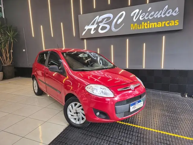 Carro Fiat Palio 2014 Attractive 1.0 8V (Flex)