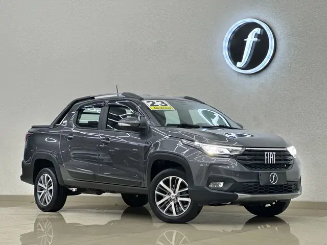 Carro Fiat Strada 2023 Volcano 1.3 8V CD AT