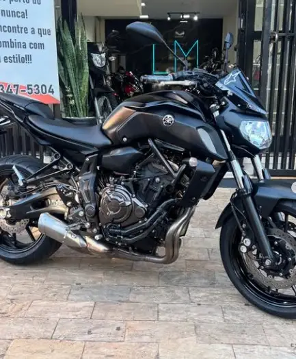 Carro Yamaha MT-07 2022 ABS