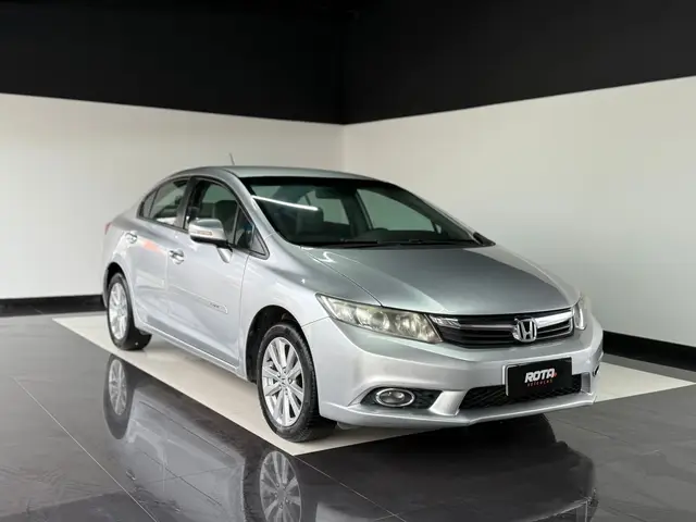 Carro Honda Civic 2014 New  LXR 2.0 i-VTEC (Aut) (Flex)
