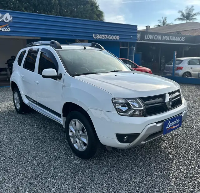 Carro Renault Duster 2017 2.0 16V Dynamique (Flex)