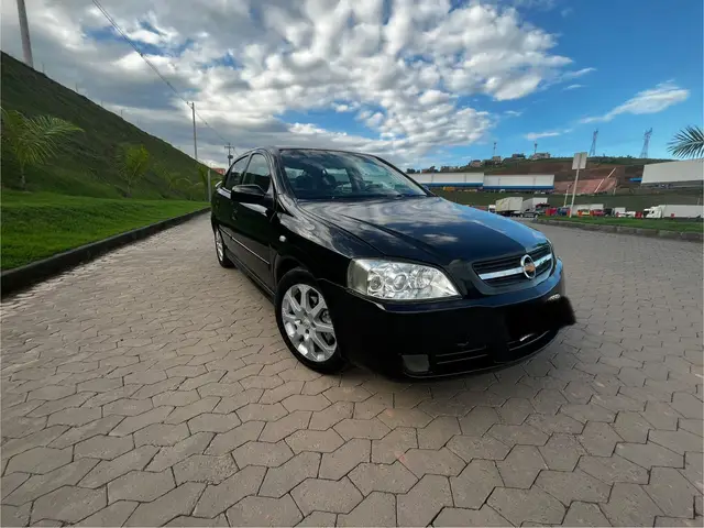 Carro Chevrolet Astra Hatch 2011 Advantage 2.0 (Flex)