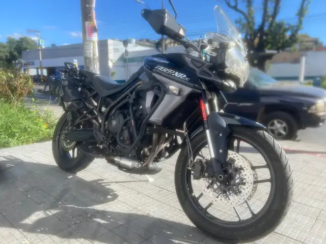 Carro Triumph Tiger 800 2016 800 XRx