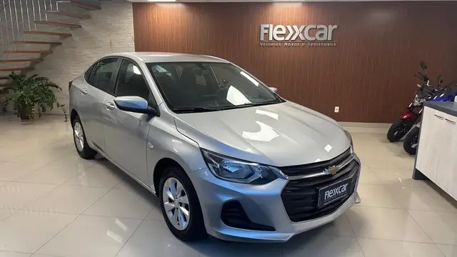 Carro Chevrolet Onix Plus 2023 LT 1.0 Turbo (Aut.)