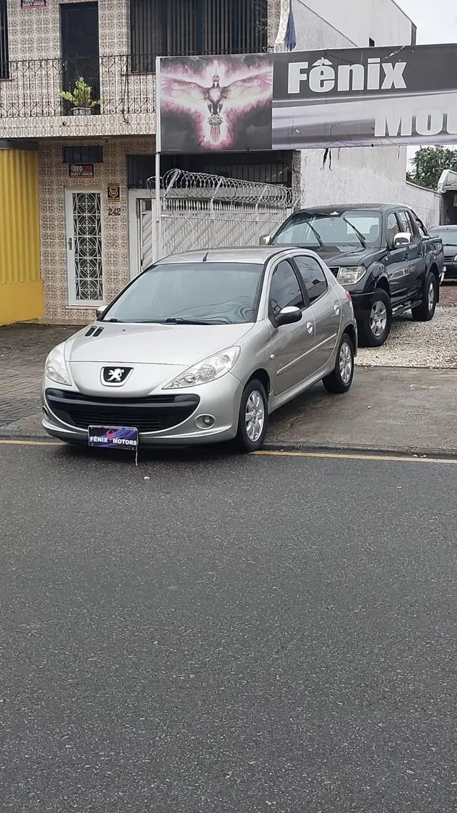 Carro Peugeot 207 2010 Hatch XR Sport 1.4 8V (flex)