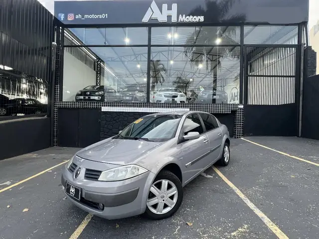 Carro Renault Megane Sedan 2008 Mégane Sedan Dynamique 1.6 16V (flex)