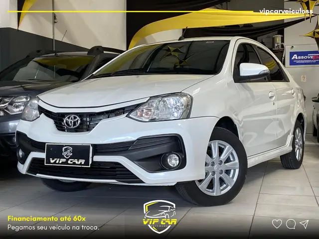 Carro Toyota Etios Sedan 2018 XLS 1.5 (Aut) (Flex)