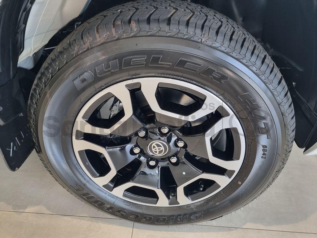 Hilux Cabine Dupla SRX 4x4 2.8 Diesel