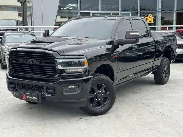 Carro RAM 2500 2024 Laramie 6.7 4X4
