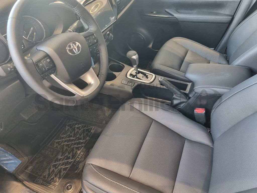 Hilux Cabine Dupla SRX 4x4 2.8 Diesel