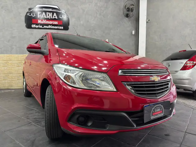 Carro Chevrolet Onix 2013 1.0 LT SPE/4