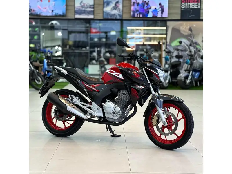 Honda CB 250F Twister (CBS)