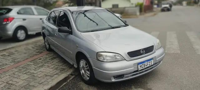 Carro Chevrolet Astra Sedan 2002 CD 2.0 8V (Aut)