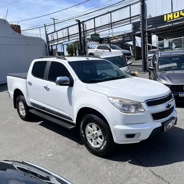 Carro Chevrolet S10 Cabine Dupla 2014 S10 2.8 CTDi 4x2 LT (Cab Dupla)
