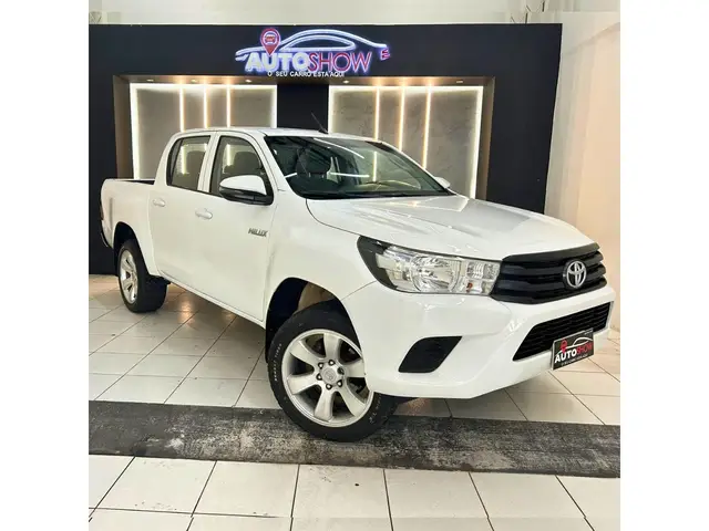 Carro Toyota Hilux Cabine Dupla 2020 Hilux 2.8 TDI CD STD Narrow 4x4