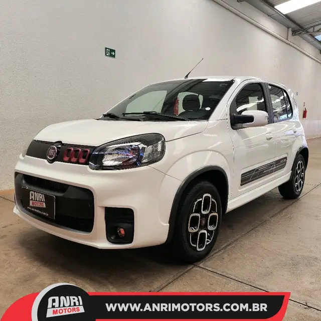 Carro Fiat Uno 2016 Sporting 1.4 8V Dualogic (Flex)