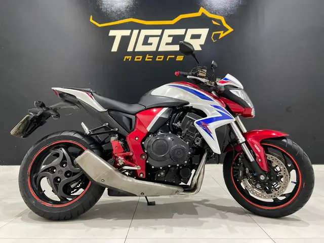 Carro Honda CB 1000R 2015 (ABS)