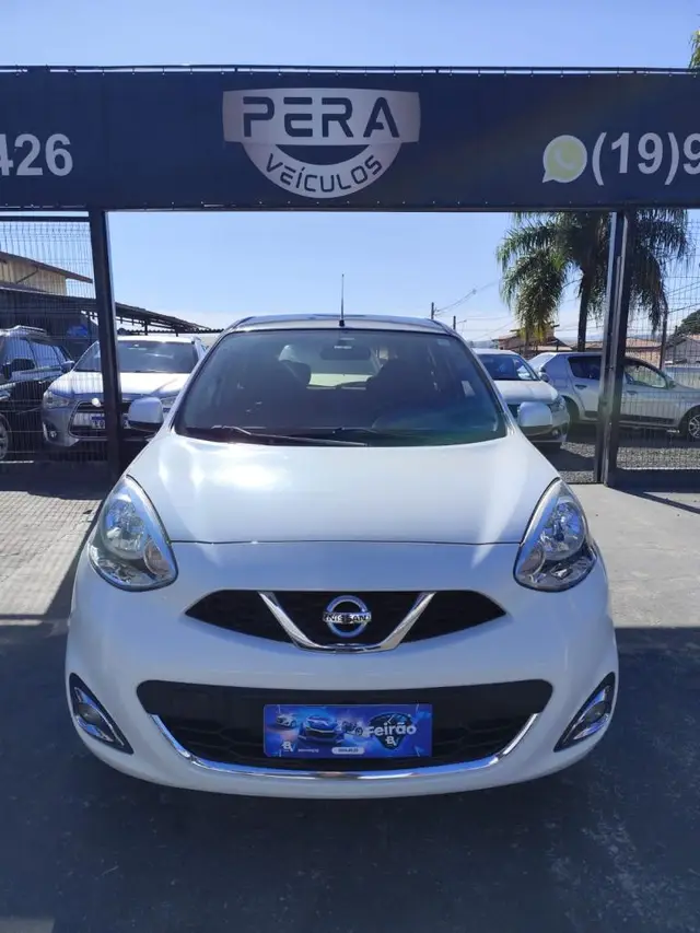 Carro Nissan March 2015 1.6 16V SV (Flex)