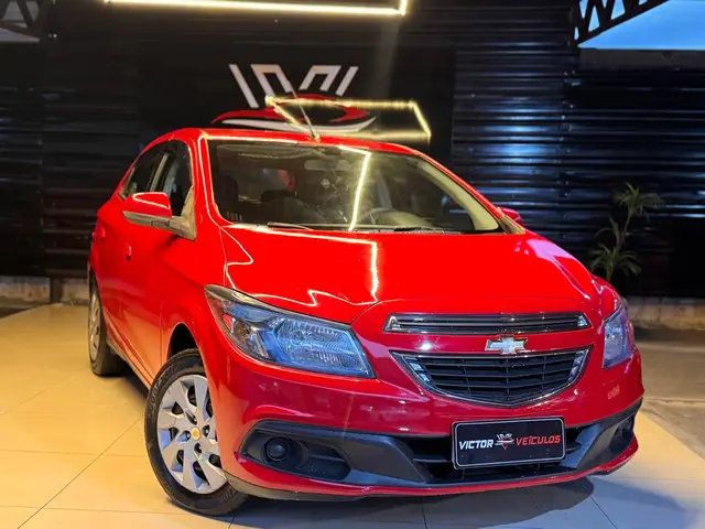 Carro Chevrolet Onix 2015 1.4 LT SPE/4