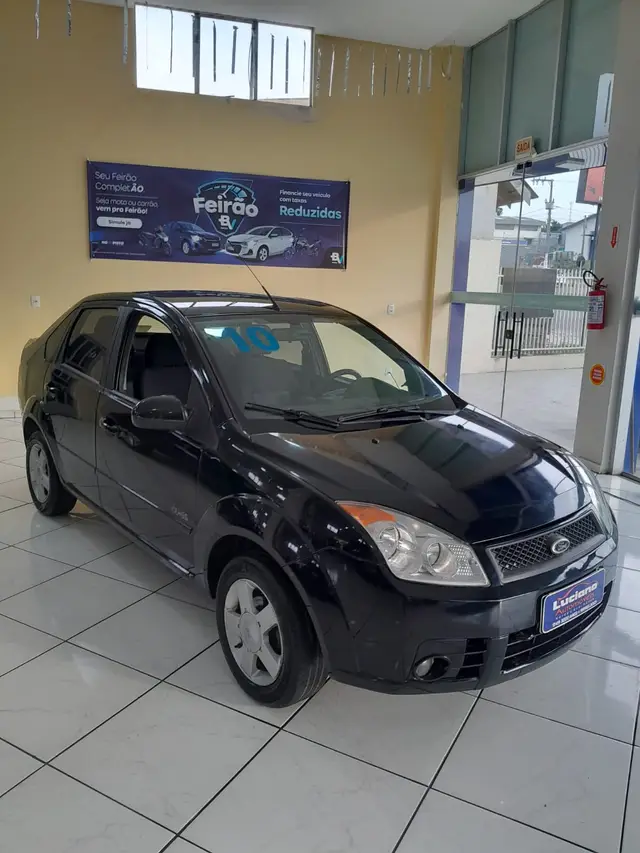 Carro Ford Fiesta Sedan 2010 1.6 (Flex)