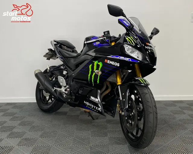Carro Yamaha YZF R3 2020 (ABS)