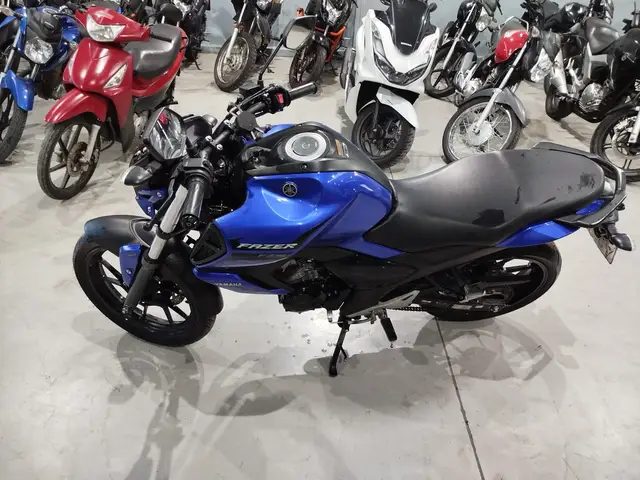 Moto Yamaha Fazer FZ15 2024 ABS
