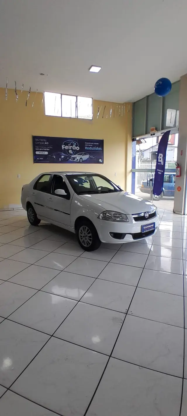 Carro Fiat Siena 2014 EL 1.0 8V (Flex)