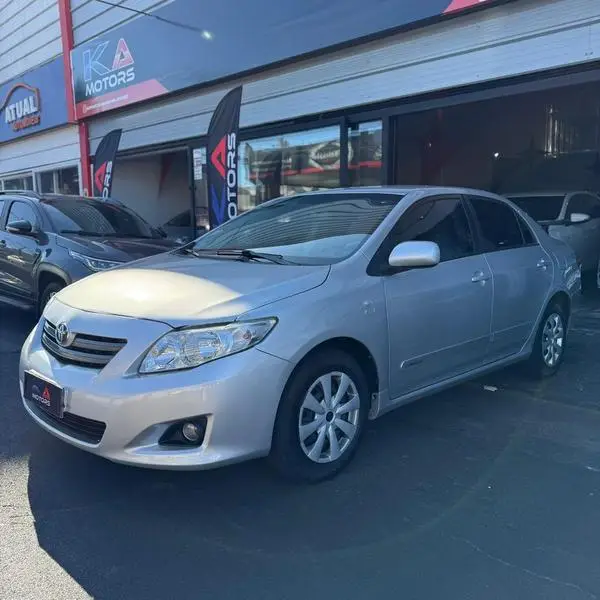 Toyota Corolla Sedan XLi 1.6 16V (aut)