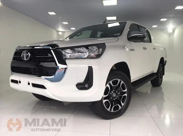 Carro Toyota Hilux Cabine Dupla 2025 SRV 4x4 2.8 Diesel