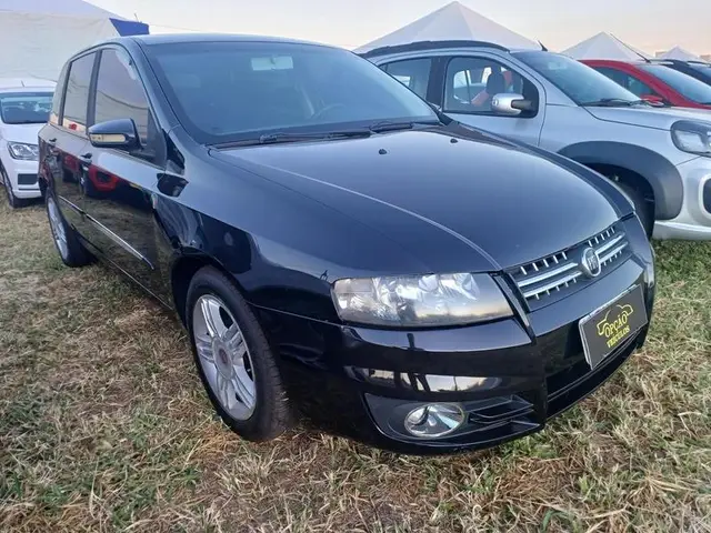 Carro Fiat Stilo 2009 1.8 8V Dualogic (Flex)