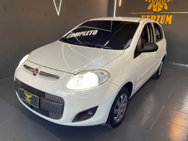 Carro Fiat Palio 2015 Attractive 1.0 Evo (Flex)