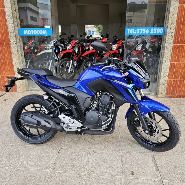 Moto Yamaha Fazer FZ25 2025 Connected