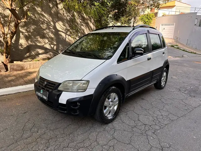 Carro Fiat Idea 2009 Adventure Locker 1.8 (Flex)