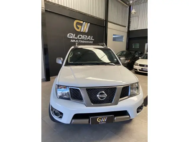 Carro Nissan Frontier 2016 2.5 TD CD 4x4 SV Attack (Aut)