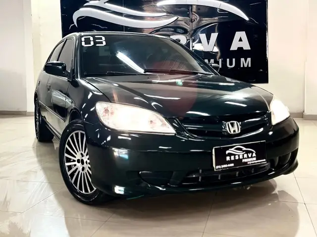 Carro Honda Civic 2003 Sedan LX 1.7 16V