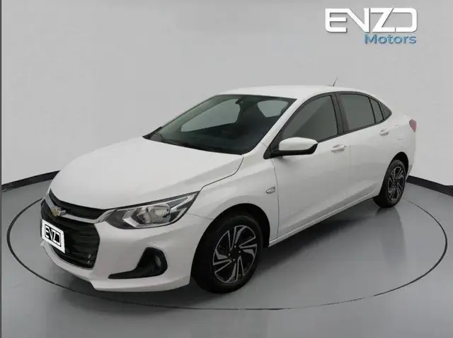 Carro Chevrolet Onix Plus 2024 LT 1.0