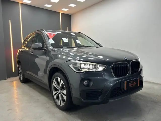 Carro BMW X1 2018 2.0 sDrive20i X-Line ActiveFlex