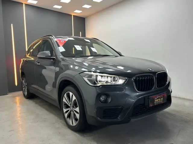 Carro BMW X1 2018 2.0 sDrive20i X-Line ActiveFlex