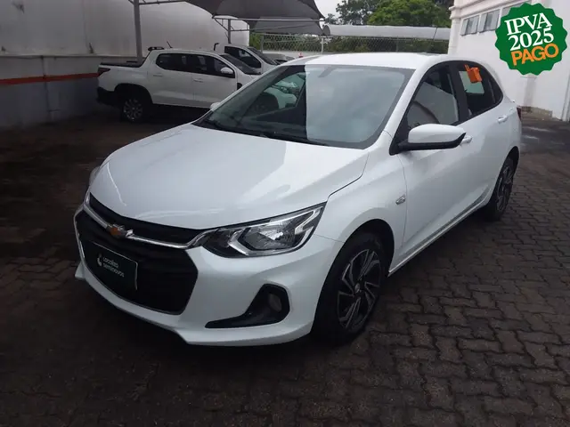 Carro Chevrolet Onix Plus 2024 LT 1.0