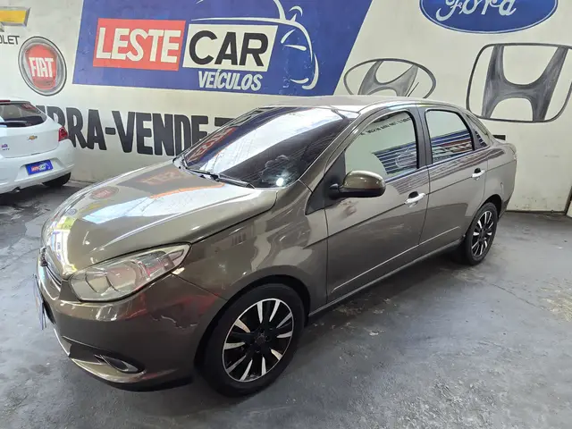 Carro Fiat Grand Siena 2016 Evo Attractive 1.4 8V (Flex)