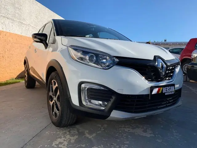 Carro Renault Captur 2020 BOSE 1.6 16v SCe CVT (Flex)