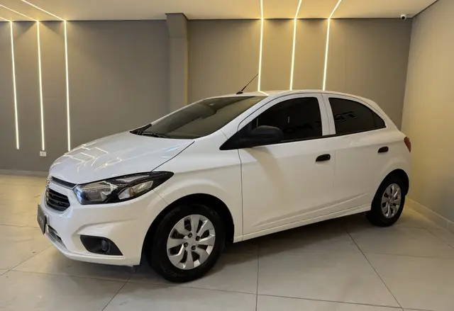 Carro Chevrolet Onix 2020 1.0 Joy SPE/4