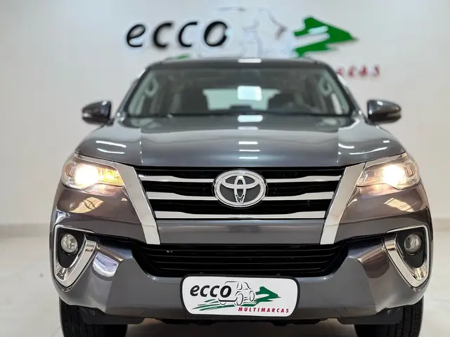 Carro Toyota SW4 2020 2.7 SR 4x2 (Aut) (Flex)