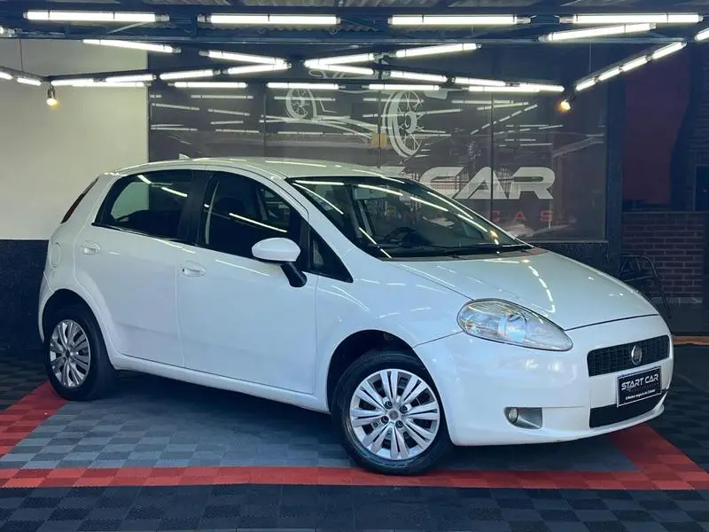 Fiat Punto Attractive 1.4 (Flex)