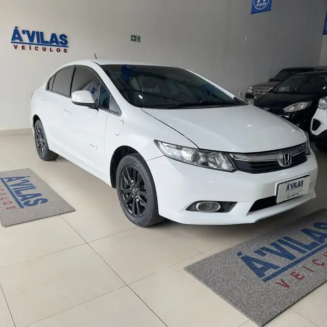 Carro Honda Civic 2014 LXS 1.8 i-VTEC (Aut) (Flex)