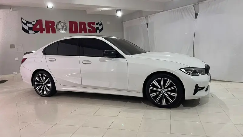 BMW 320i Sport ActiveFlex