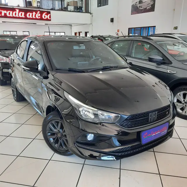 Carro Fiat Cronos 2022 Drive 1.3 S-Design (Flex)