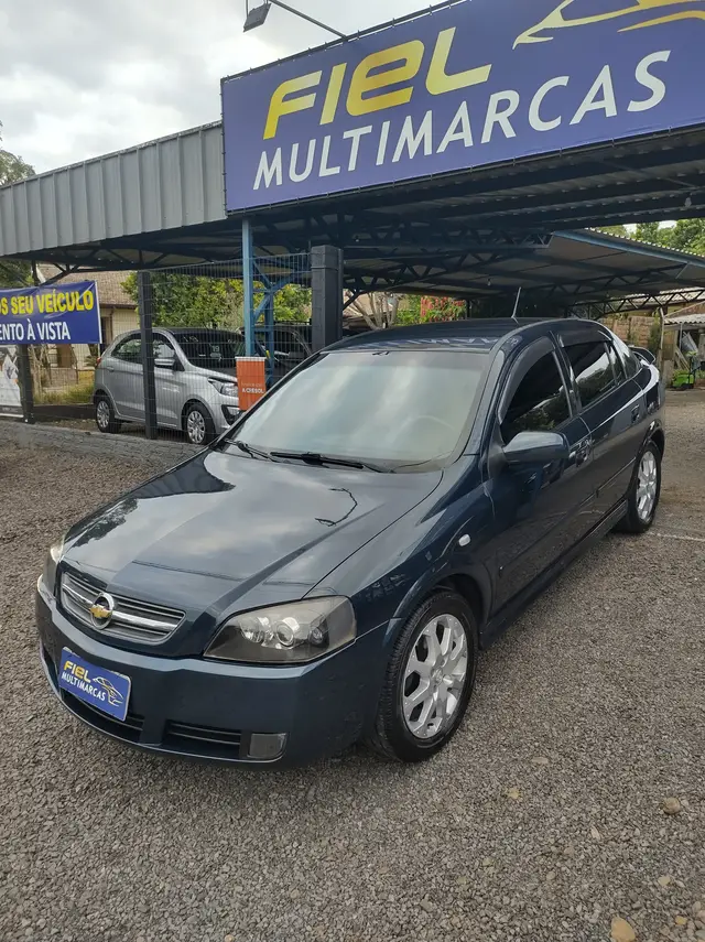 Carro Chevrolet Astra Hatch 2010 Advantage 2.0 (Flex)