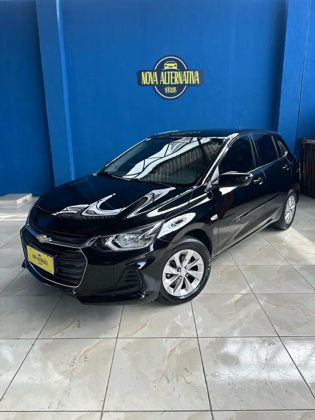 Carro Chevrolet Onix 2023 LT 1.0