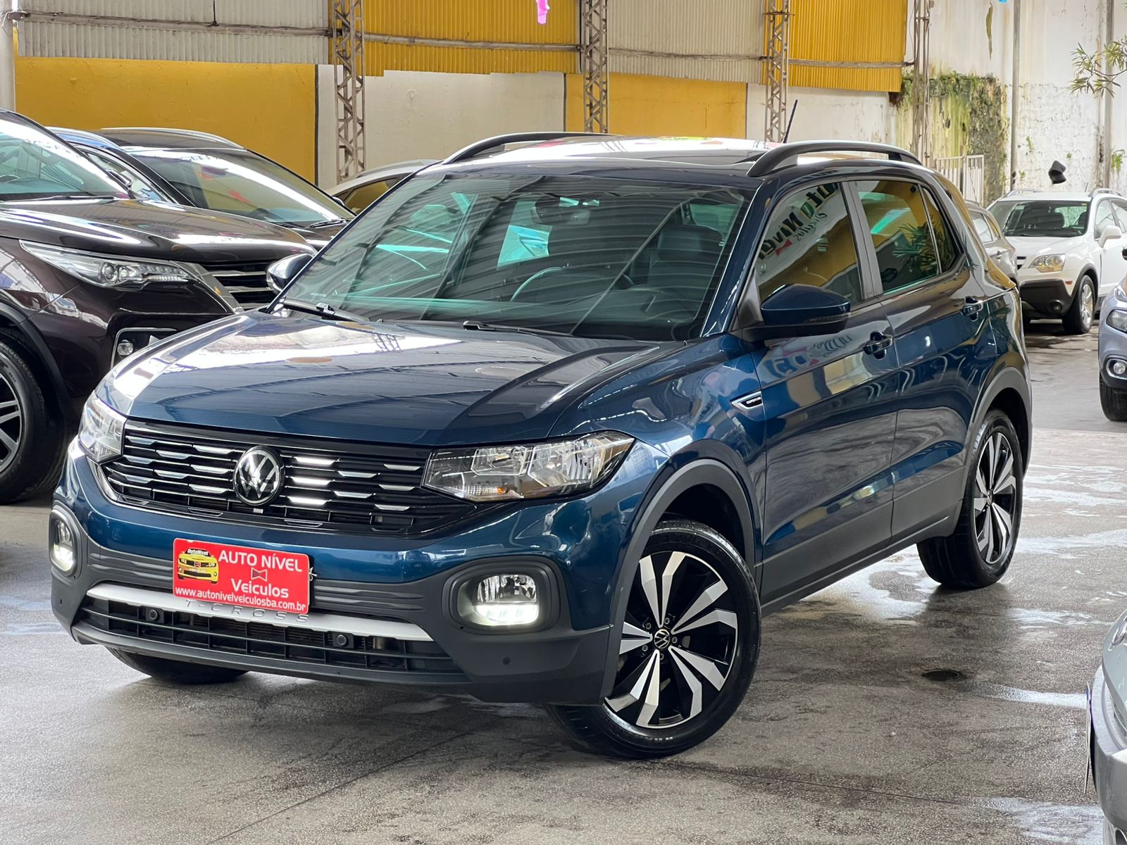 VOLKSWAGEN T-CROSS